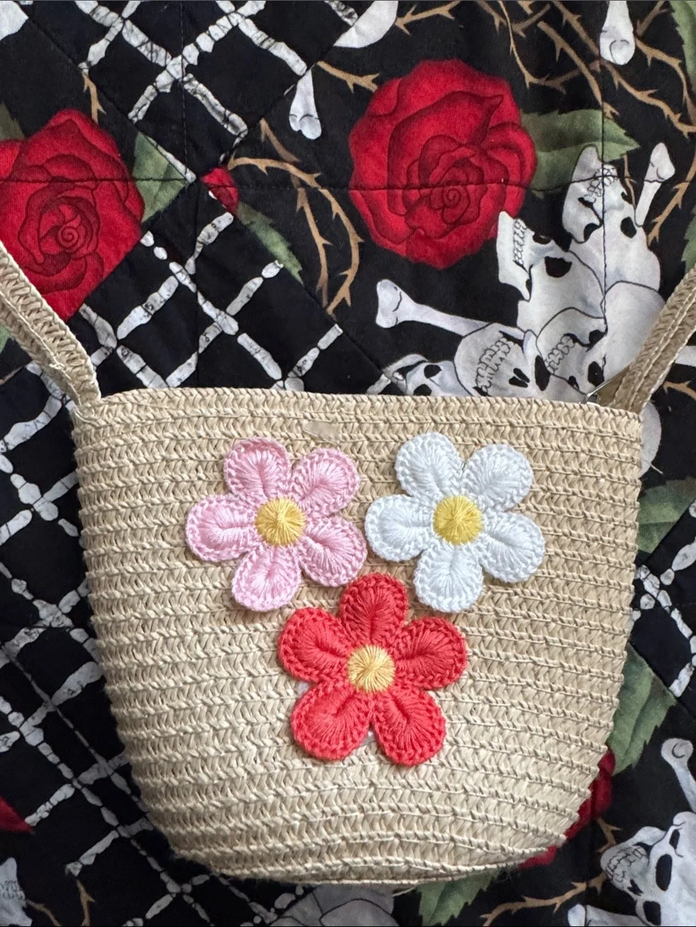 Woven Crossbody Bag with Floral Appliqué - Cream